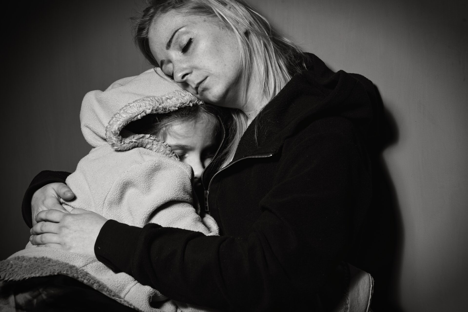 Homeless,Mother,With,Her,Daughter.,Poor,Family.,Many,Other,Photos